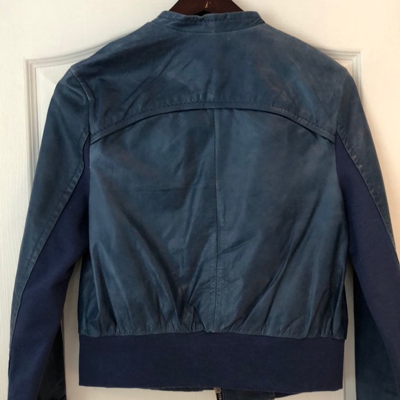 Blue light leather jacket - Picture 5 of 7
